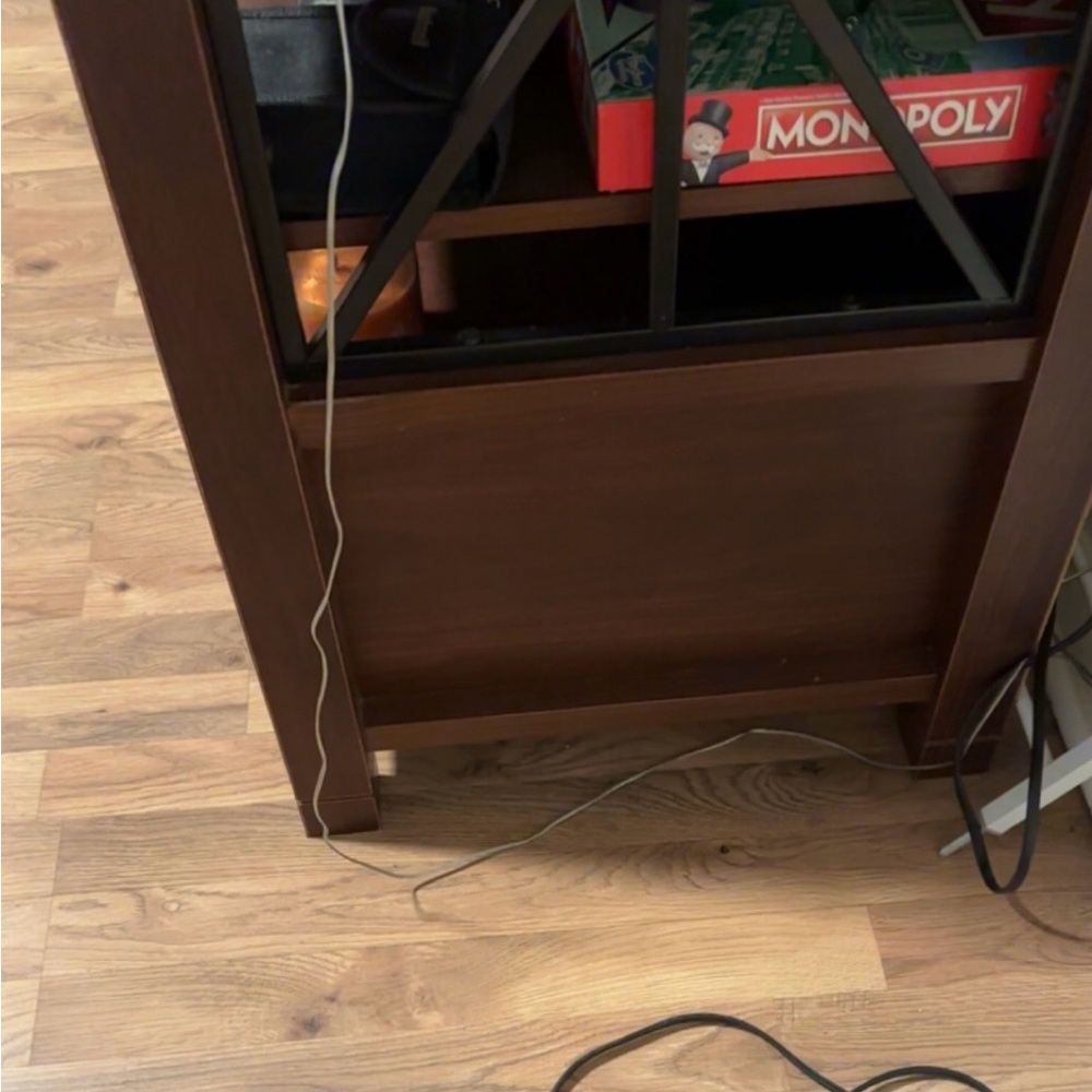 Tv stand - Picture 2 of 2